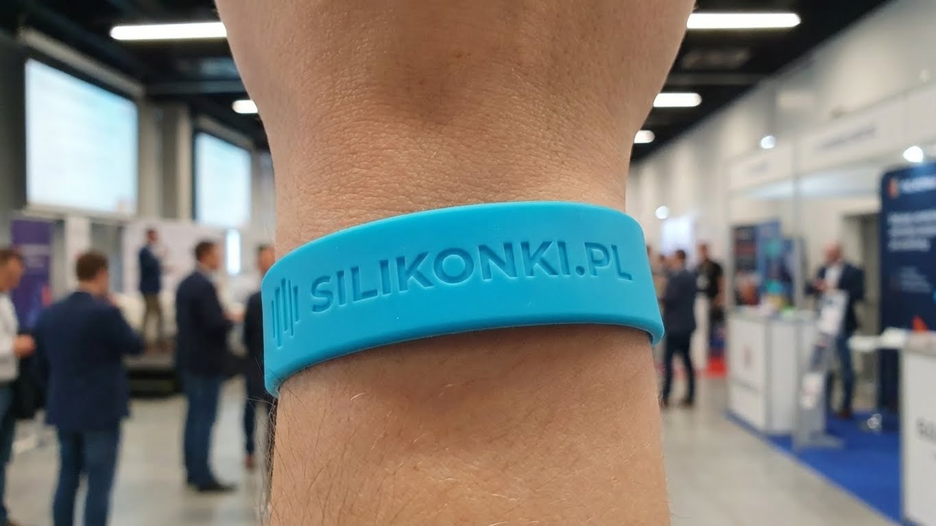 opaski silikonowe na konferencję